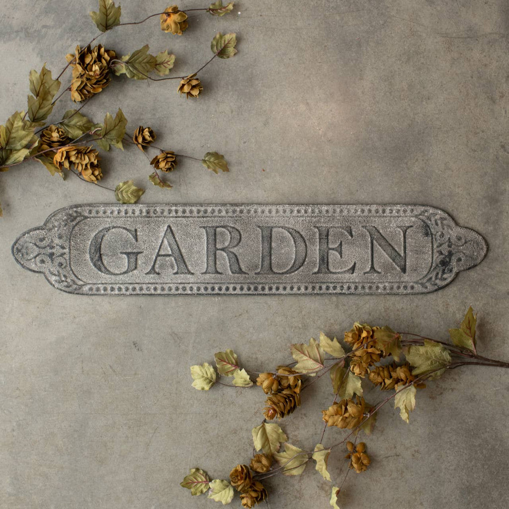 GREY GARDEN PLAQUE